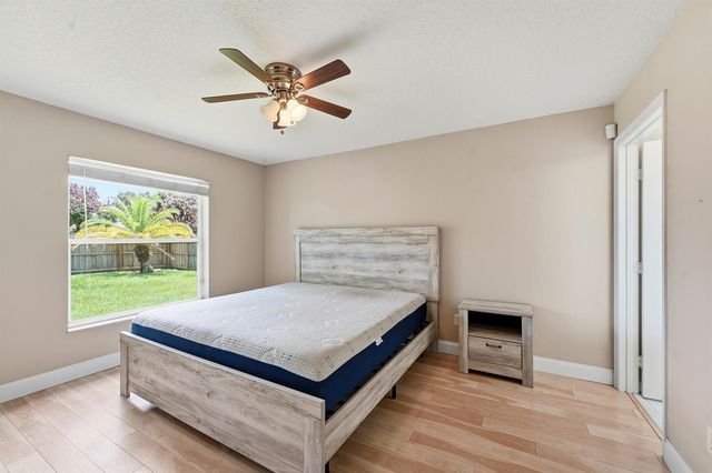 292 SW Pagoda Terrace, Port St. Lucie, FL 34984