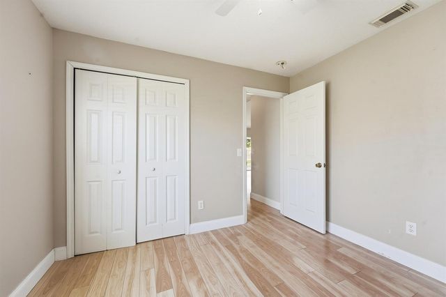 292 SW Pagoda Terrace, Port St. Lucie, FL 34984