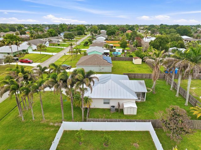 292 SW Pagoda Terrace, Port St. Lucie, FL 34984