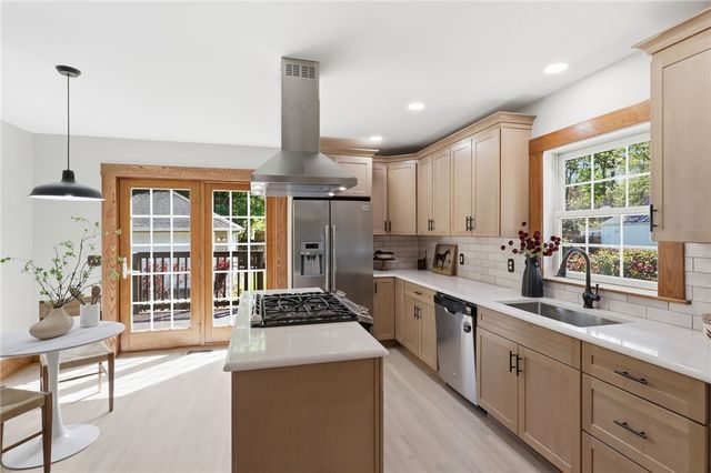 15 East Jefferson Road, Pittsford, NY 14534