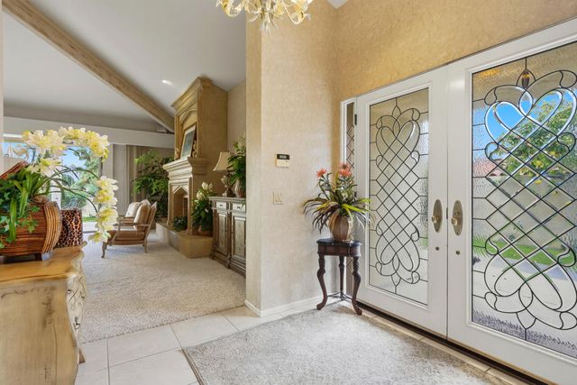 30 Kavenish Drive N, Rancho Mirage, CA 92270