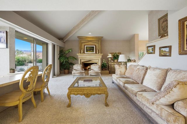 30 Kavenish Drive N, Rancho Mirage, CA 92270