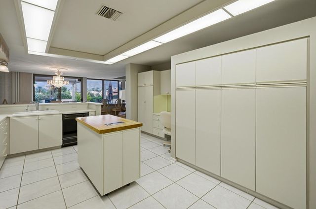 30 Kavenish Drive N, Rancho Mirage, CA 92270