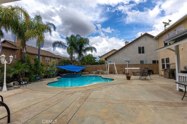 7905 Saddletree Court, Eastvale, CA 92880