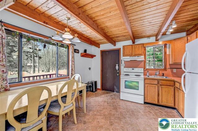 105 Bobcat Trail, Coolbaugh Twp, PA 18346