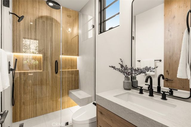 12249 Addison, Valley Village, CA 91607