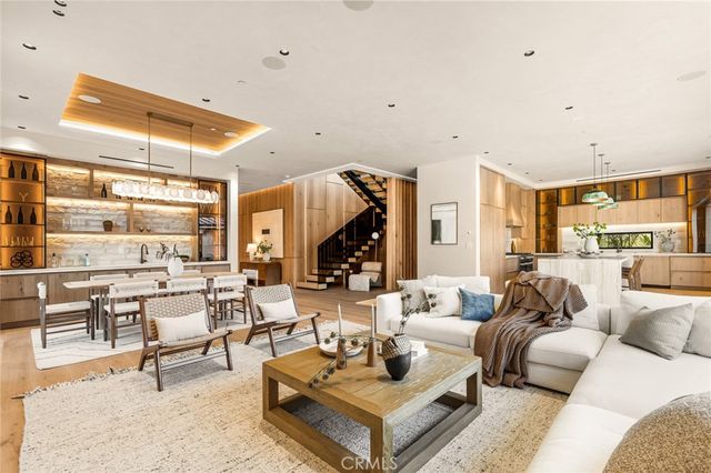 12249 Addison, Valley Village, CA 91607