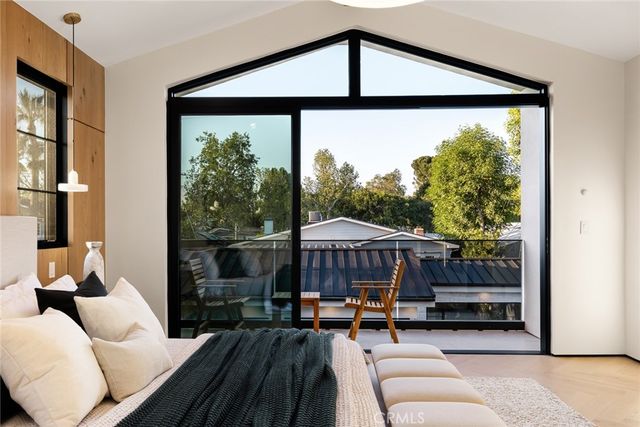 12249 Addison, Valley Village, CA 91607