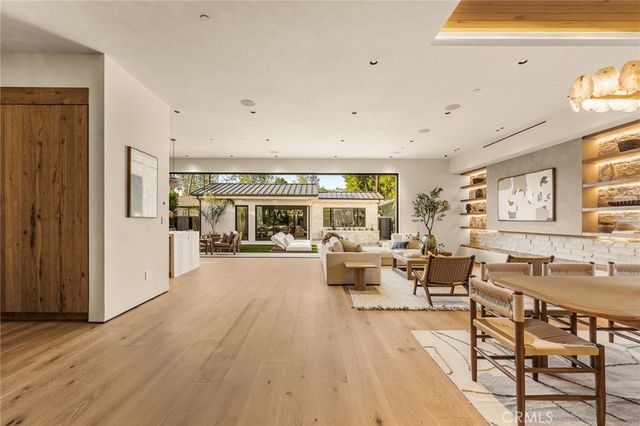 12249 Addison, Valley Village, CA 91607