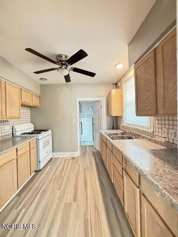 1023 Elysian Avenue, Toledo, OH 43607