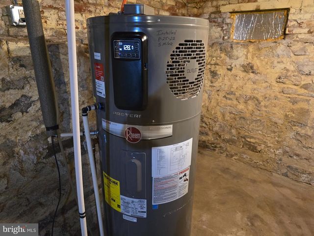 431 E ORANGE ST, Lancaster, PA 17602