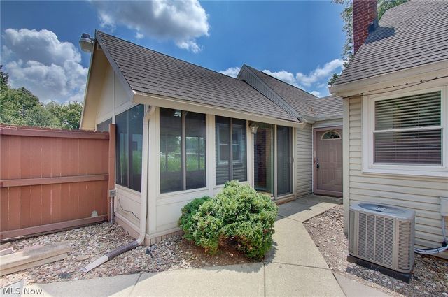 3041 33rd Street NE, Canton, OH 44705