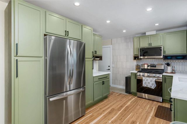 4700 Holm Road, Oregon, WI 53575