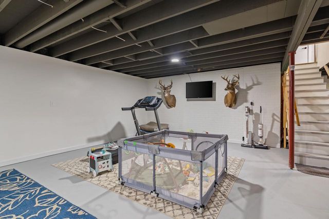 4700 Holm Road, Oregon, WI 53575