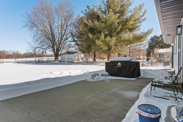 4700 Holm Road, Oregon, WI 53575