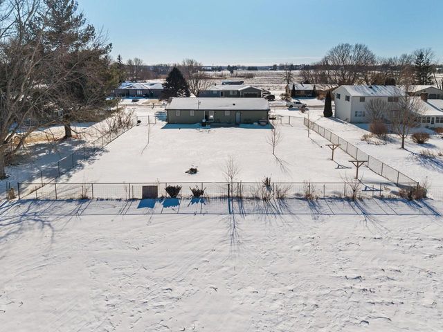 4700 Holm Road, Oregon, WI 53575