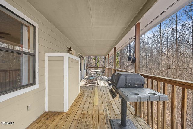 1805 Cherry View Lane, Sevierville, TN 37876