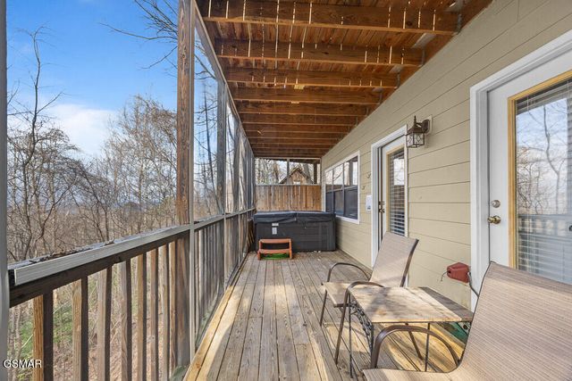 1805 Cherry View Lane, Sevierville, TN 37876