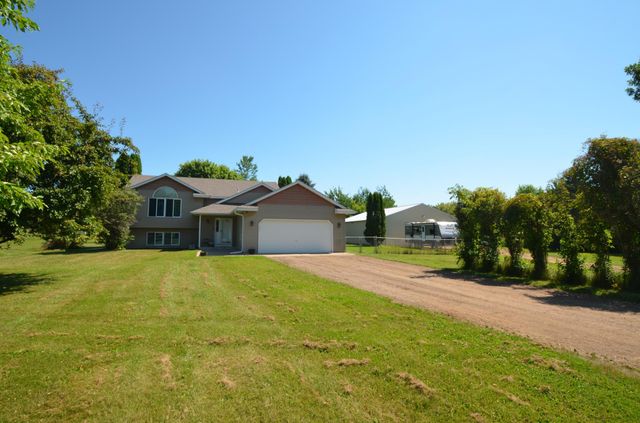 18180 Franconia Trail, Shafer, MN 55074