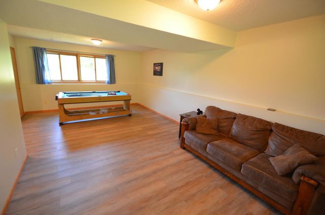 18180 Franconia Trail, Shafer, MN 55074