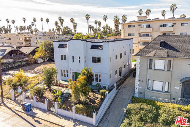 801 N Alexandria Avenue, Los Angeles, CA 90029
