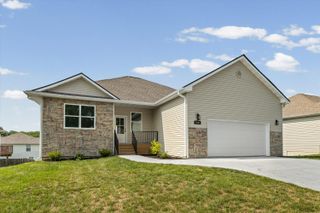 5504 MURFREESBORO DR, Columbia, MO 65201