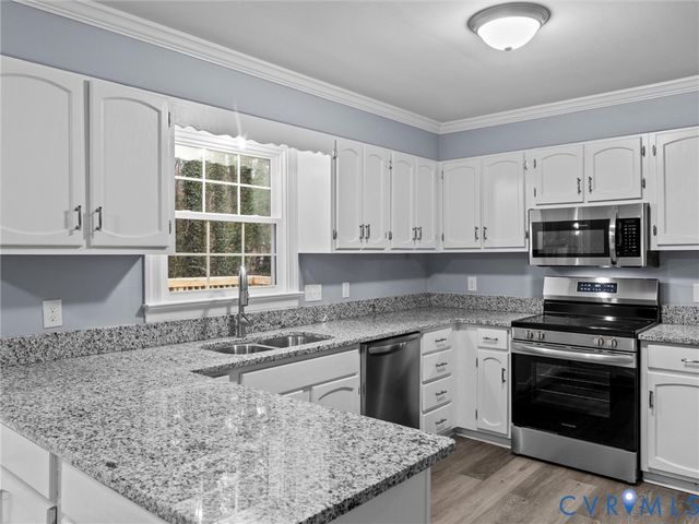 13613 Quail Hollow Ln, Midlothian, VA 23112