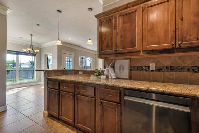 7105 SINCLAIR Street, Amarillo, TX 79119