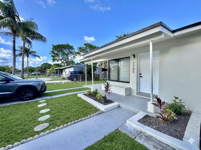 1795 Lauderdale Manor Drive, Fort Lauderdale, FL 33311