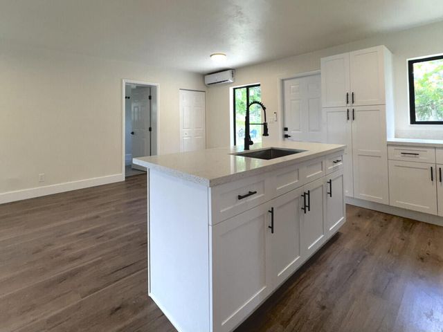 1795 Lauderdale Manor Drive, Fort Lauderdale, FL 33311