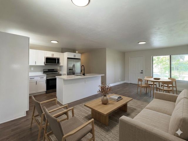 1795 Lauderdale Manor Drive, Fort Lauderdale, FL 33311