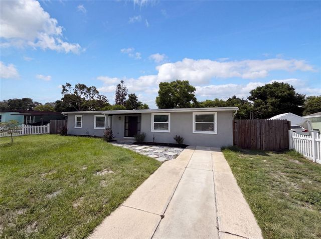 2242 E DANA DRIVE, Deltona, FL 32738
