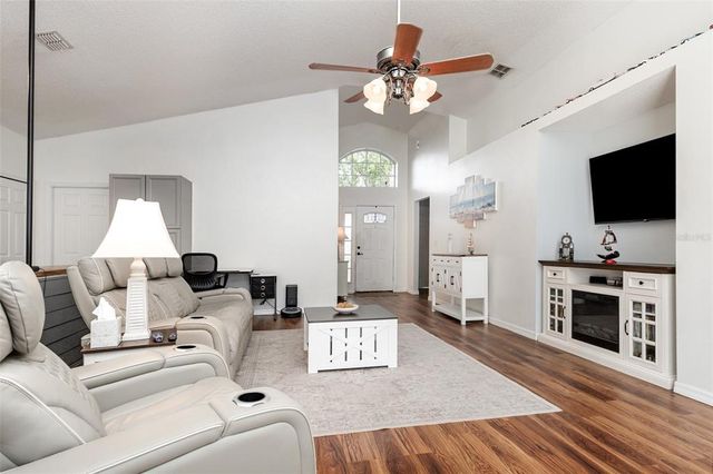 844 CASTERTON CIRCLE, Davenport, FL 33897