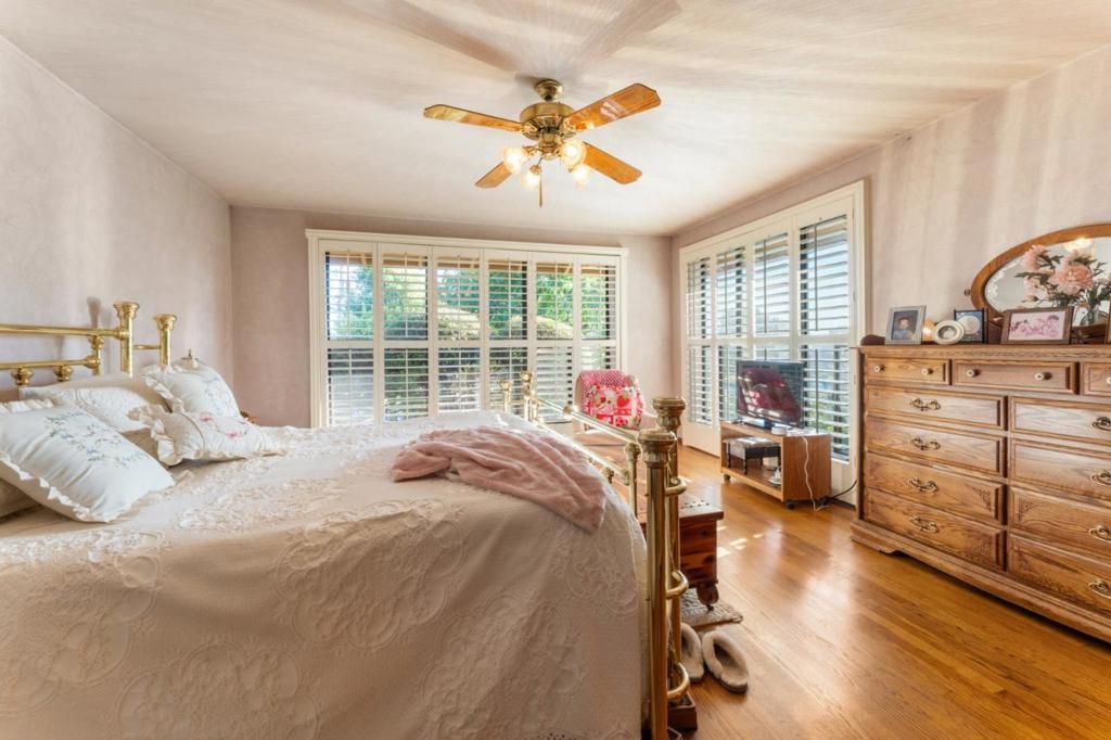 Image 23 of property listing at 11081 Enchanto Vista Drive, San Jose, CA 95127