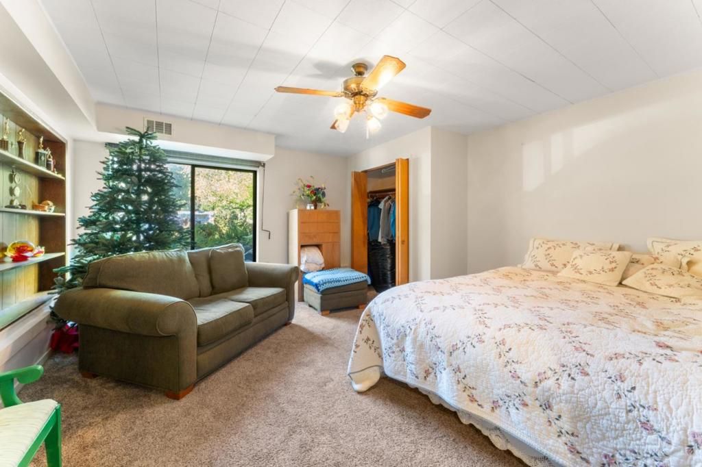 Image 25 of property listing at 11081 Enchanto Vista Drive, San Jose, CA 95127