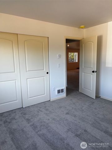 660 El Pozo Street, Coupeville, WA 98239