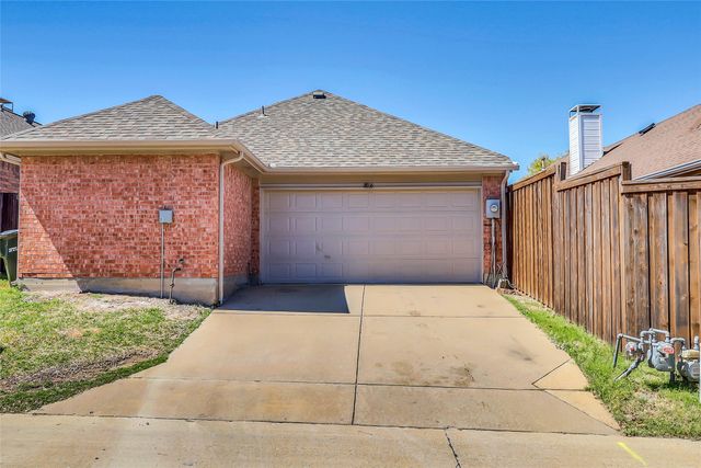 8016 Springmoss Drive, Plano, TX 75025