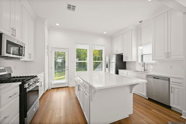 7621 Trail Bend Ave, Baton Rouge, LA 70836