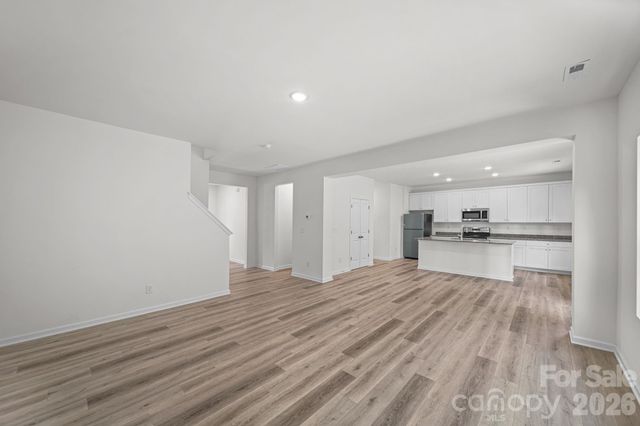7725 E Lane Drive, Charlotte, NC 28212