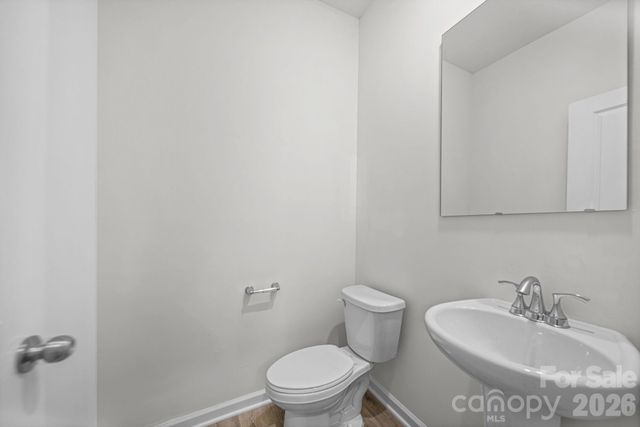 7725 E Lane Drive, Charlotte, NC 28212
