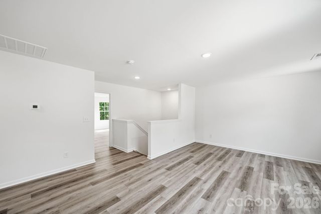 7725 E Lane Drive, Charlotte, NC 28212