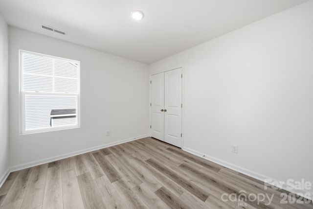 7725 E Lane Drive, Charlotte, NC 28212