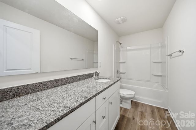 7725 E Lane Drive, Charlotte, NC 28212