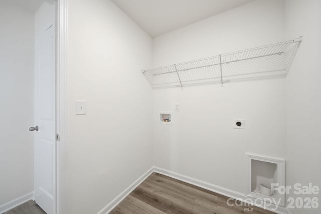 7725 E Lane Drive, Charlotte, NC 28212