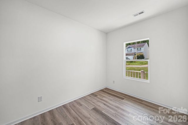 7725 E Lane Drive, Charlotte, NC 28212