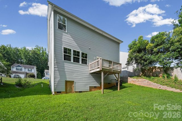 7725 E Lane Drive, Charlotte, NC 28212