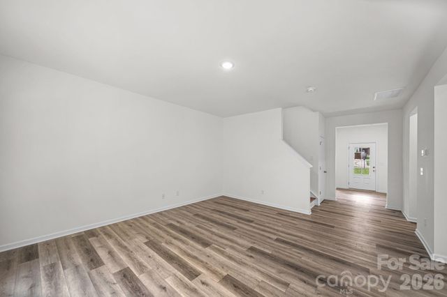 7725 E Lane Drive, Charlotte, NC 28212