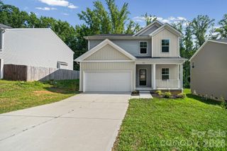 7725 E Lane Drive, Charlotte, NC 28212