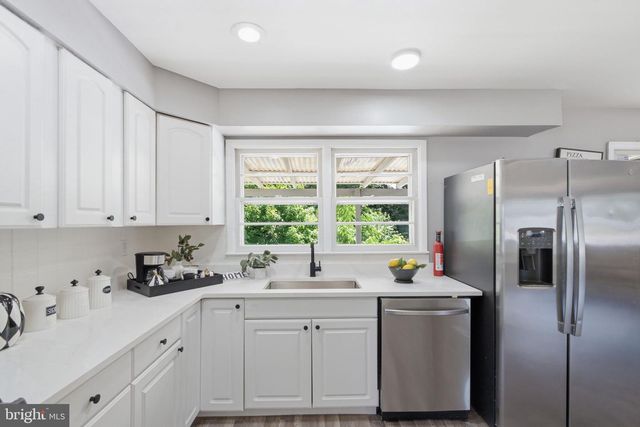 497 FRESNO PL, Magnolia, NJ 08049