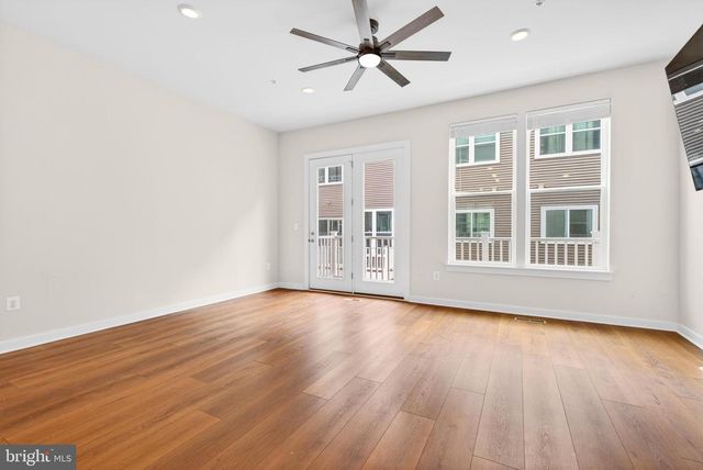 8279 FRONT LOOP, Rockville, MD 20855